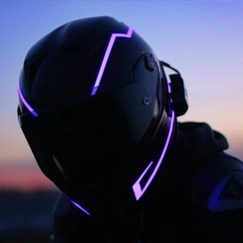 😎Motoros sisak LED-es lámpa-👍